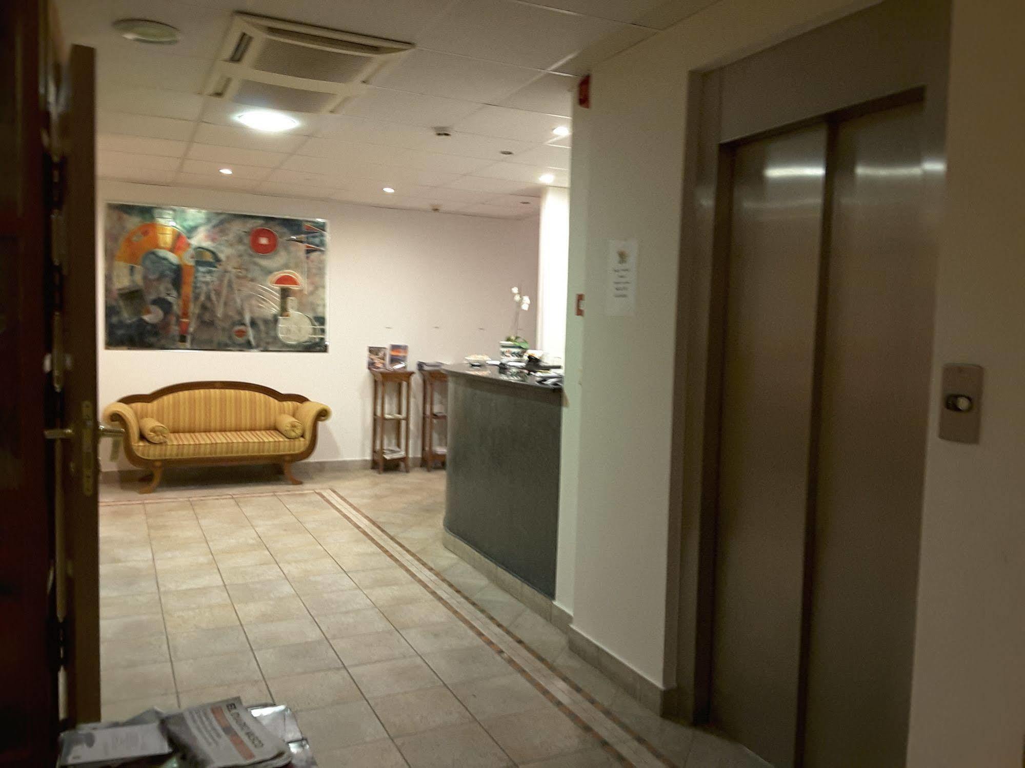 Hostal Jai Alai Leitza  Buitenkant foto